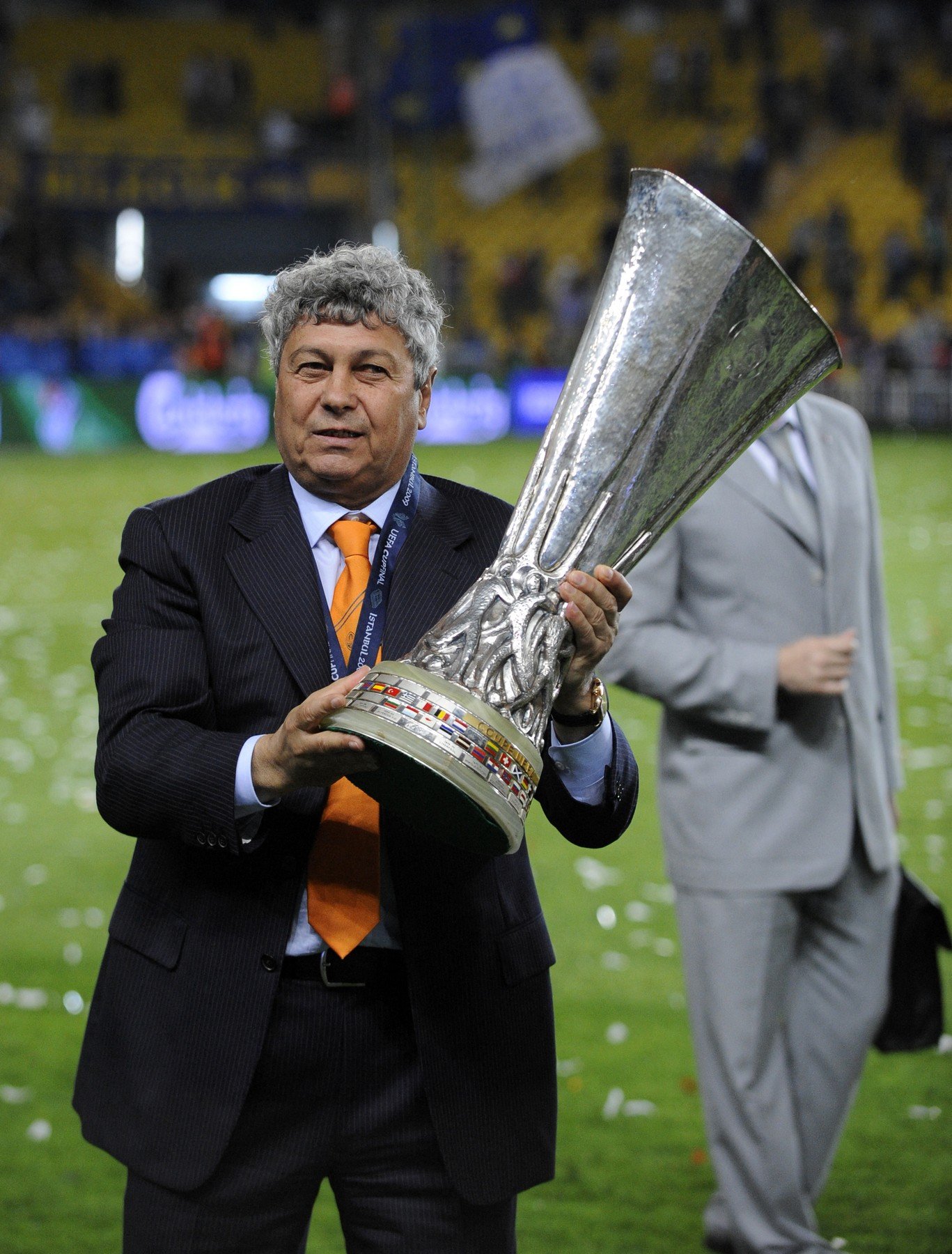 Legendarul Mircea Lucescu a încetat din viață Lumea sportivă românească și internațională a rămas fără unul dintre cei mai respectați și valorizați antrenori de fotbal
