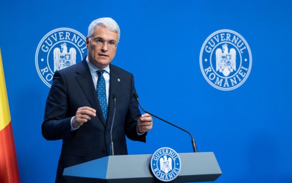 Ministrul Investițiilor și Proiectelor Europene, Dragoș Pîslaru, a exprimat joi un „optimism rezervat” cu privire la decizia Comisiei Europene referitoare la jalonul legat de pensiile speciale din Planul Național de Redresare și Reziliență (PNRR)