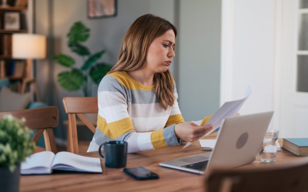 Muncă ACASĂ: Ce drepturi au salariații? Regulile pentru angajații din România