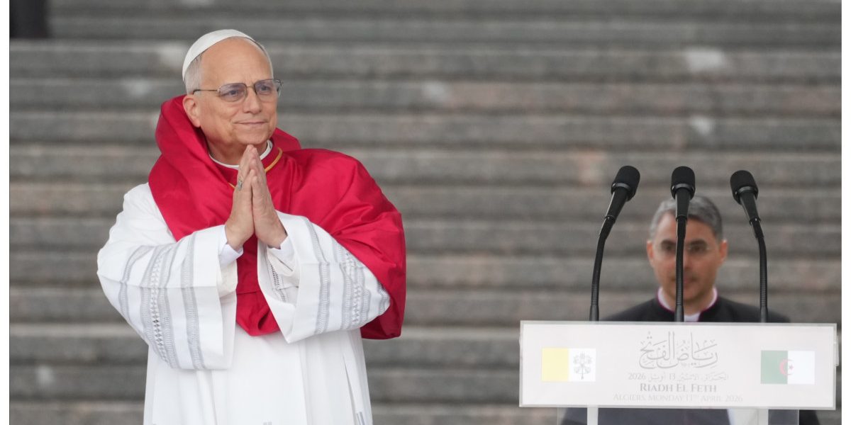 Papa Leon al XIV-lea, în Algeria: Sfântul Părinte, întâmpinat de președintele Tebboune