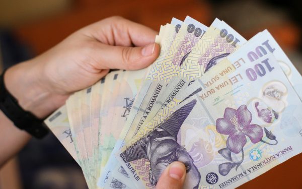 Scutire de impozit pentru casele fără utilități: Inițiativă în Parlamentul României