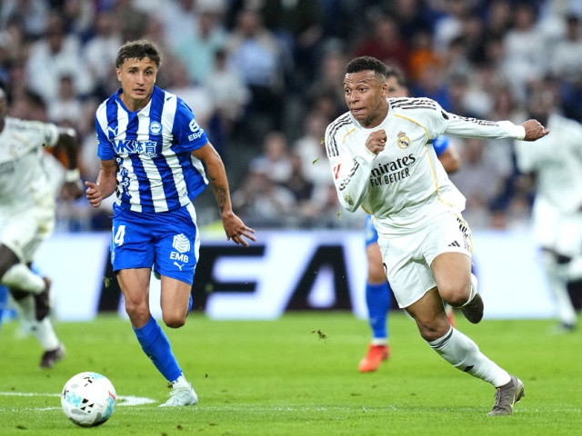 Real Madrid – Alaves 2-1: “Galacticii”, cu goluri superbe, la șase puncte de Barcelona