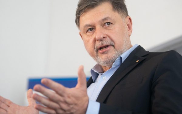 Rafila, blocat de 3 motive: De ce NU a decis asupra vaccinurilor Pfizer