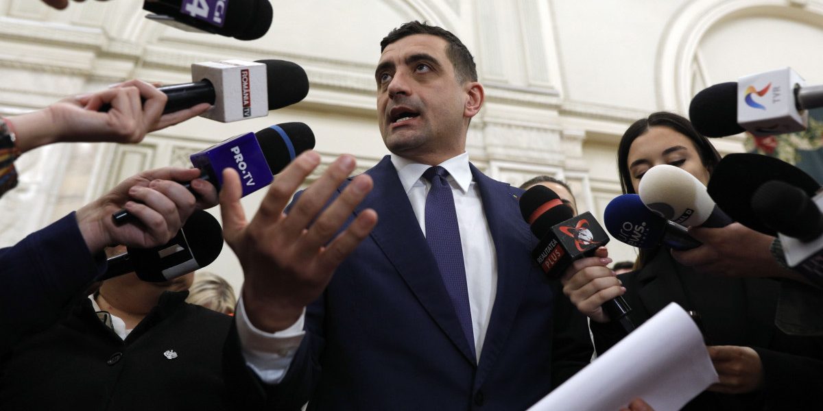 Simion, atac frontal la adresa Guvernului: „Dezastru! Vom da jos Executivul”