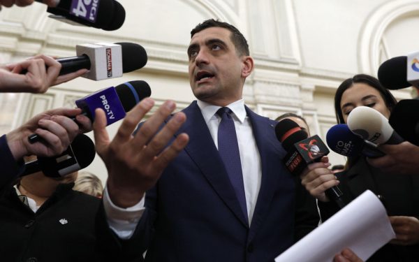 Simion, atac frontal la adresa Guvernului: „Dezastru! Vom da jos Executivul”