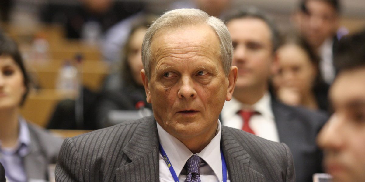 Stolojan, verdict crunt: România, între stânga și dreapta. Cine plătește nota?