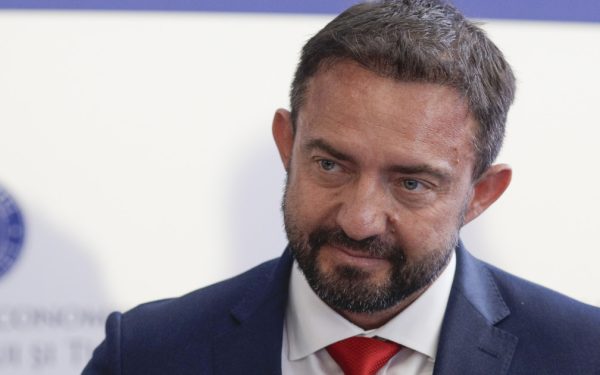 Șeful TAROM, despre scumpirea biletelor: „Kerosenul, problema, nu lipsa”