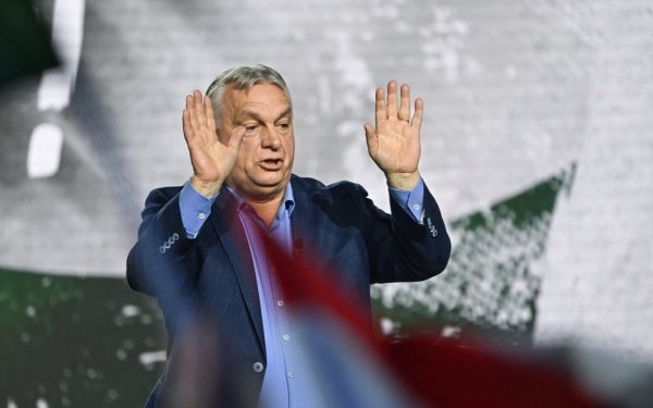Orban, învins zdrobitor după 16 ani: Două gafe majore i-au pecetluit soarta