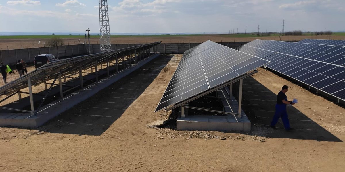 Transelectrica, pași mari spre verde: panouri solare, mentenanță modernă, centru date