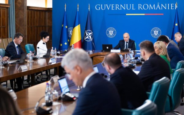 Bolojan, optimist: Guvernul va lucra mai ieftin cu mai puțini miniștri