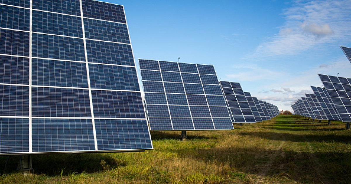 Premierul Ilie Bolojan a anunțat miercuri demararea unui plan guvernamental de desființare a avizelor tehnice de racordare (ATR) la rețelele electrice