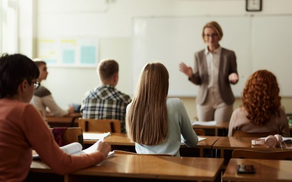 Admitere liceu 2026: Când încep înscrierile olimpici și actele necesare