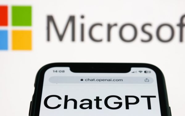 Microsoft, lovită dur: ChatGPT, pe AWS. Ce anunță CEO-ul Amazon