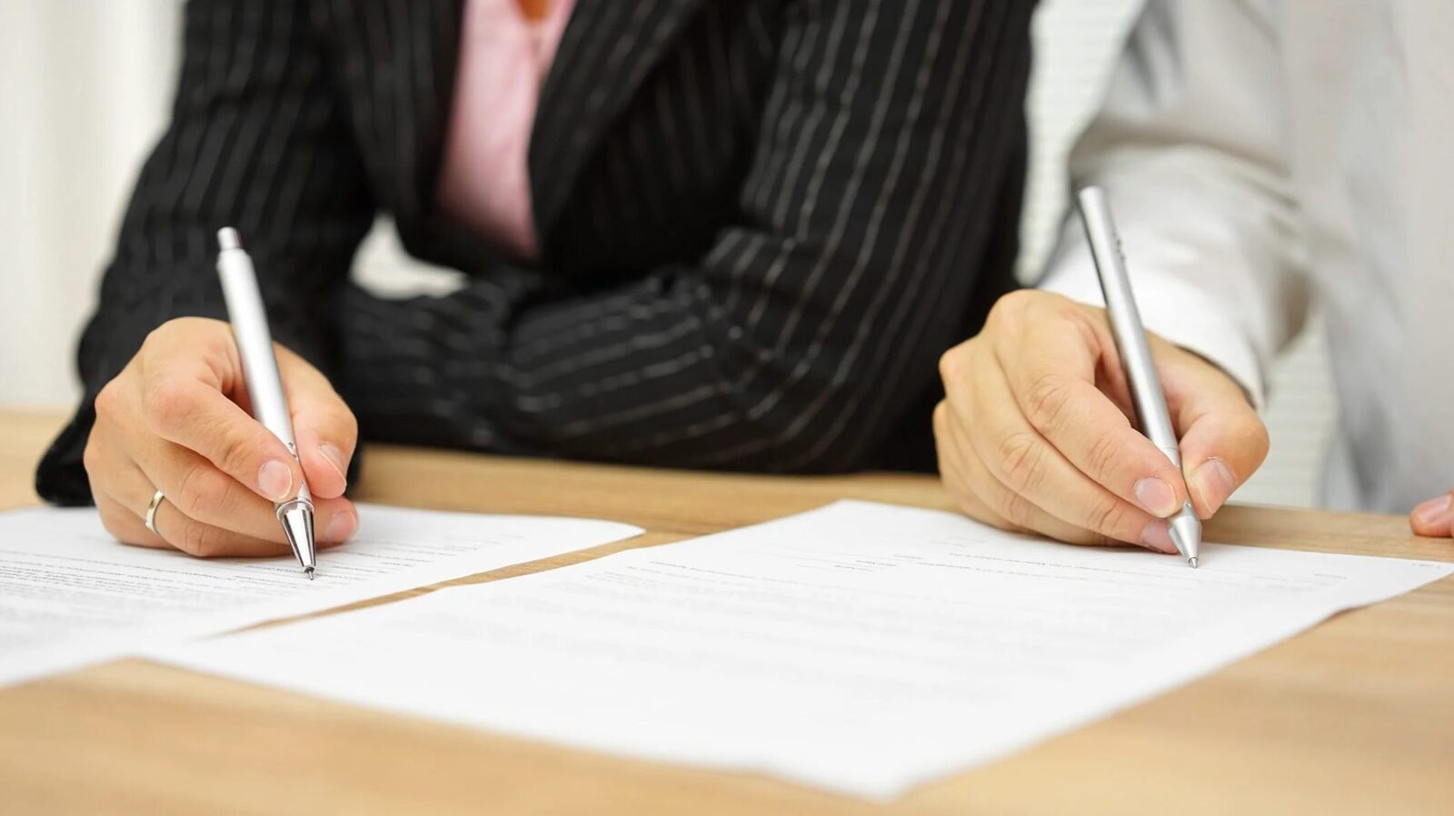 Cât te costă divorțul cu partaj în România? Sumele variază mult