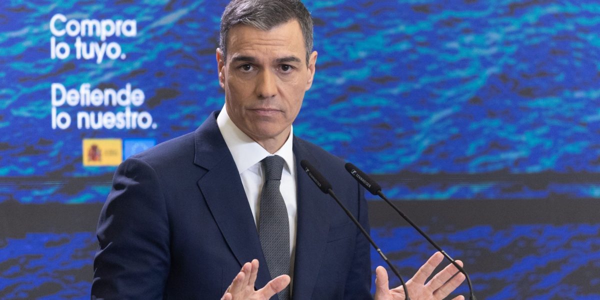 Sanchez promite statut legal pentru migranți: Cine și când beneficiază