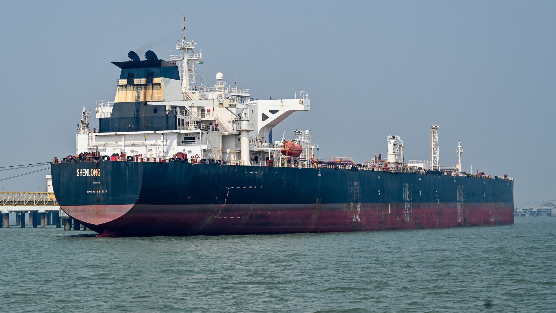 Oil prices surge with Brent rising 5% as Trump vows to hit Iran 'extremely hard' within weeks