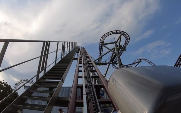 Cinți răniți după deraierea unui rollercoaster la Viena