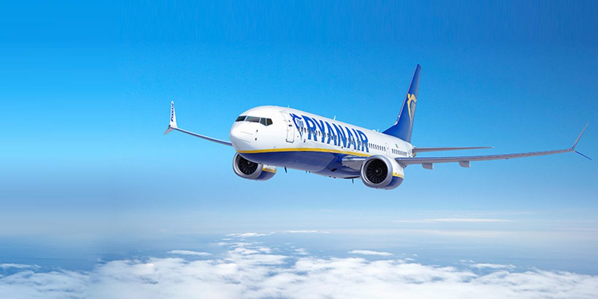 AVION FĂRĂ PASAGERI: 192 de oameni, blocați pe aeroport