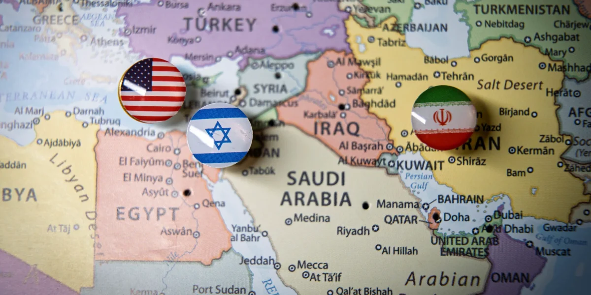 Nave americane în Strâmtoarea Ormuz: Washington, răspuns ferm Teheranului