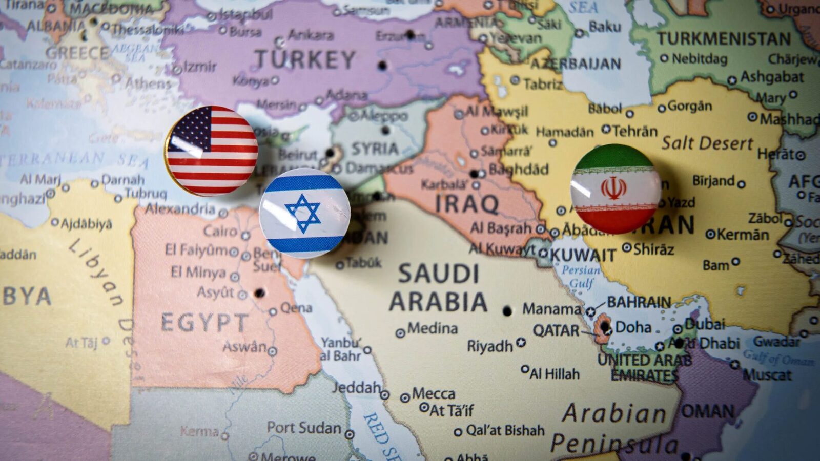 Nave americane în Strâmtoarea Ormuz: Washington, răspuns ferm Teheranului