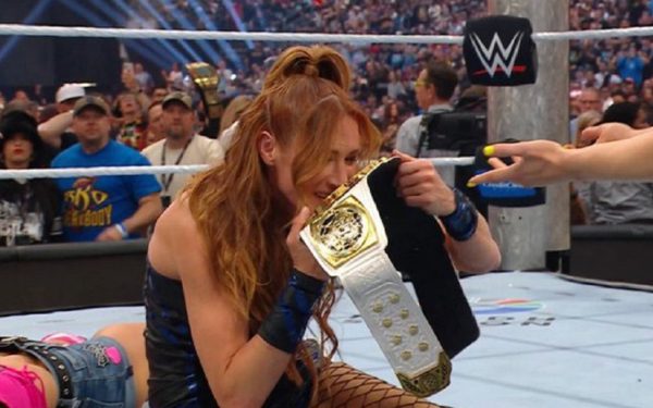 Schimbări SPECTACULOASE la WrestleMania 42: Noi campioni în ring
