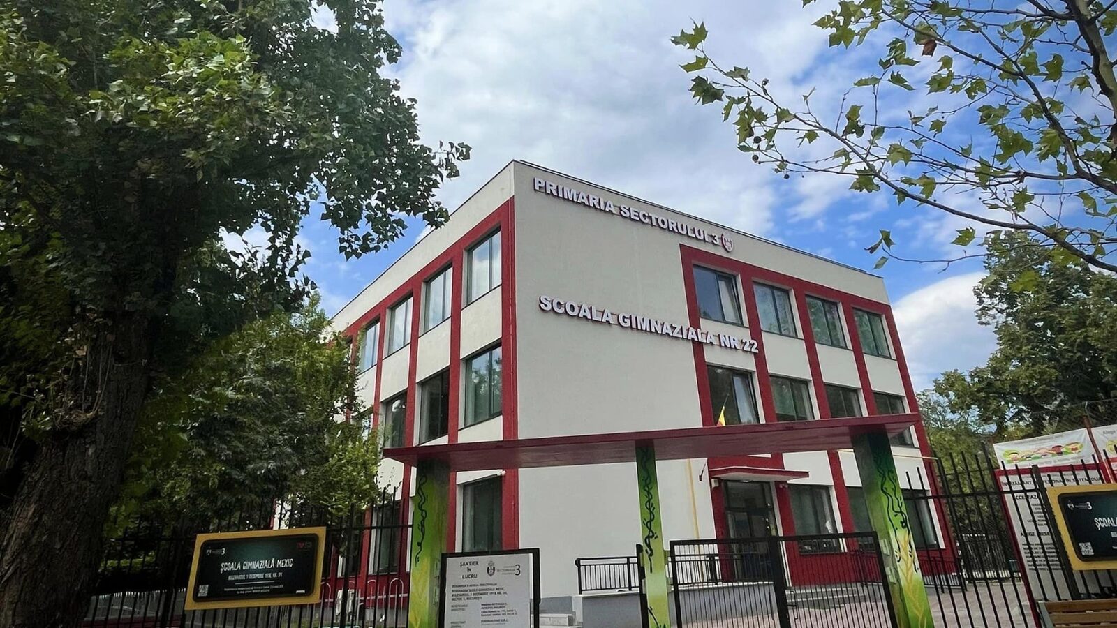 Școala Mexic: Sectorul 3, după 8 scumpiri, vrea din nou bani