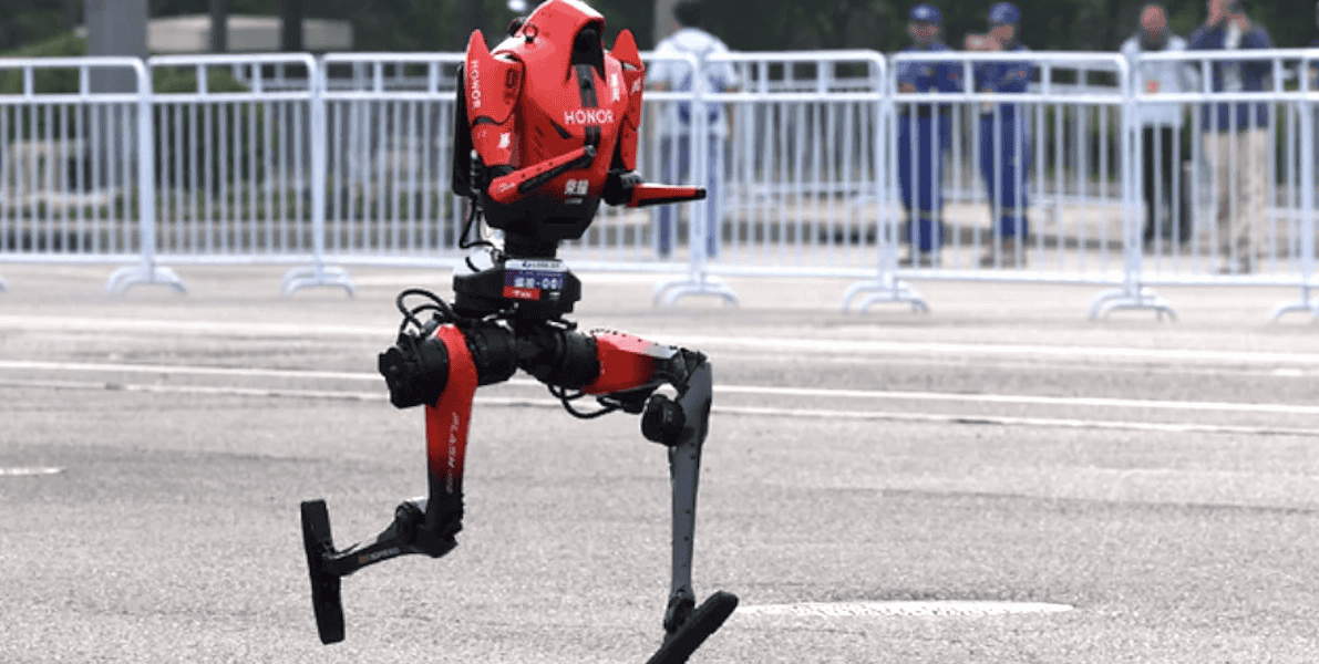 Roboți: De la finiști la record mondial, în semimaratonul din China