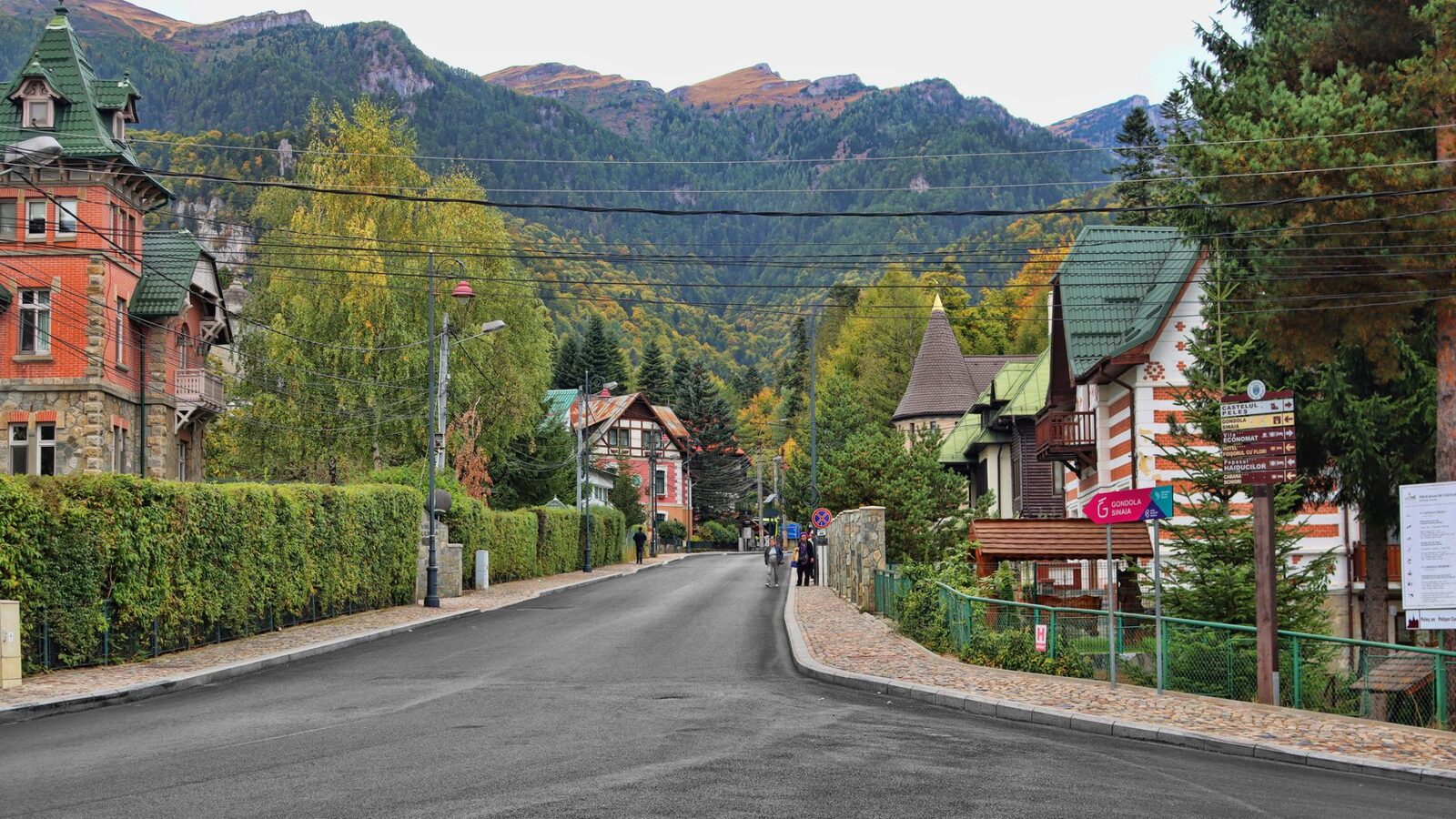 Paște negru pentru turismul montan: Valea Prahovei și Bran-Moieciu, pustiite