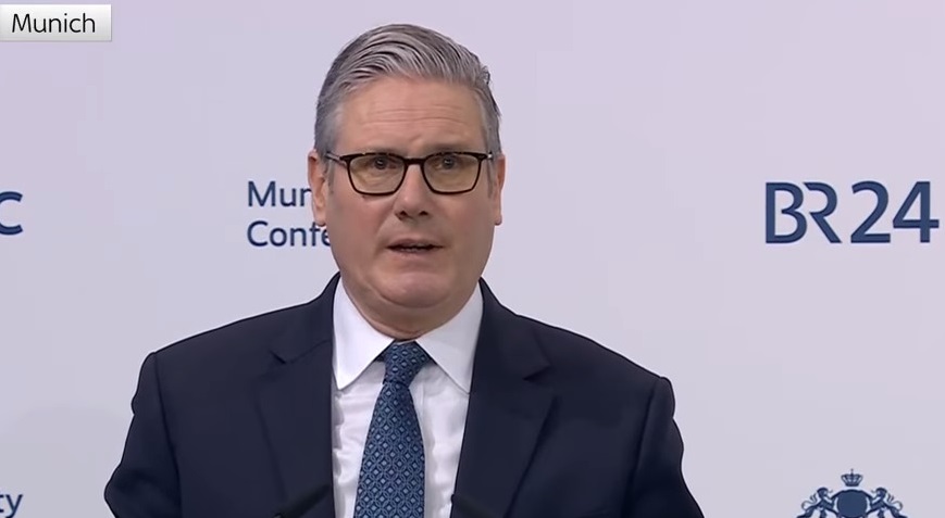 Starmer, pus la zid de Parlament: Gafa cu Mandelson, prieten al lui Epstein