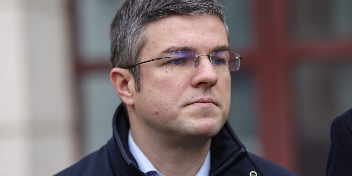 Statul recuperează imobil ocupat ilegal 18 ani. Ministrul Economiei anunță victoria