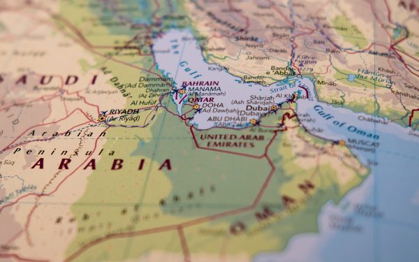 Iranul propune rute maritime prin Oman pentru nave, anunță Reuters