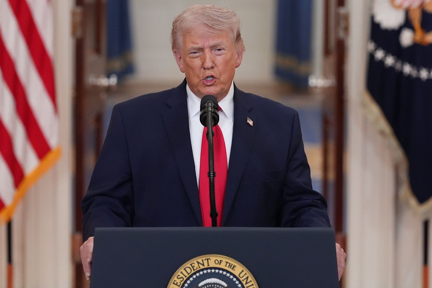 Trump anunță că războiul din Iran „e aproape de final”, dar și că SUA vor lovi tare în următoarele săptămâni: „Îi vom trimite înapoi în epoca de piatră” / Ce a lipsit din discursul așteptat de întreaga lume
