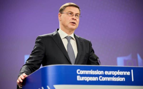Bruxelles, apel către G7: Un împrumut URGENT de 45 mld. euro pentru Ucraina
