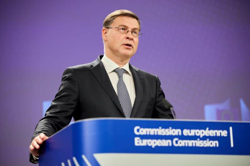 Bruxelles, apel către G7: Un împrumut URGENT de 45 mld. euro pentru Ucraina