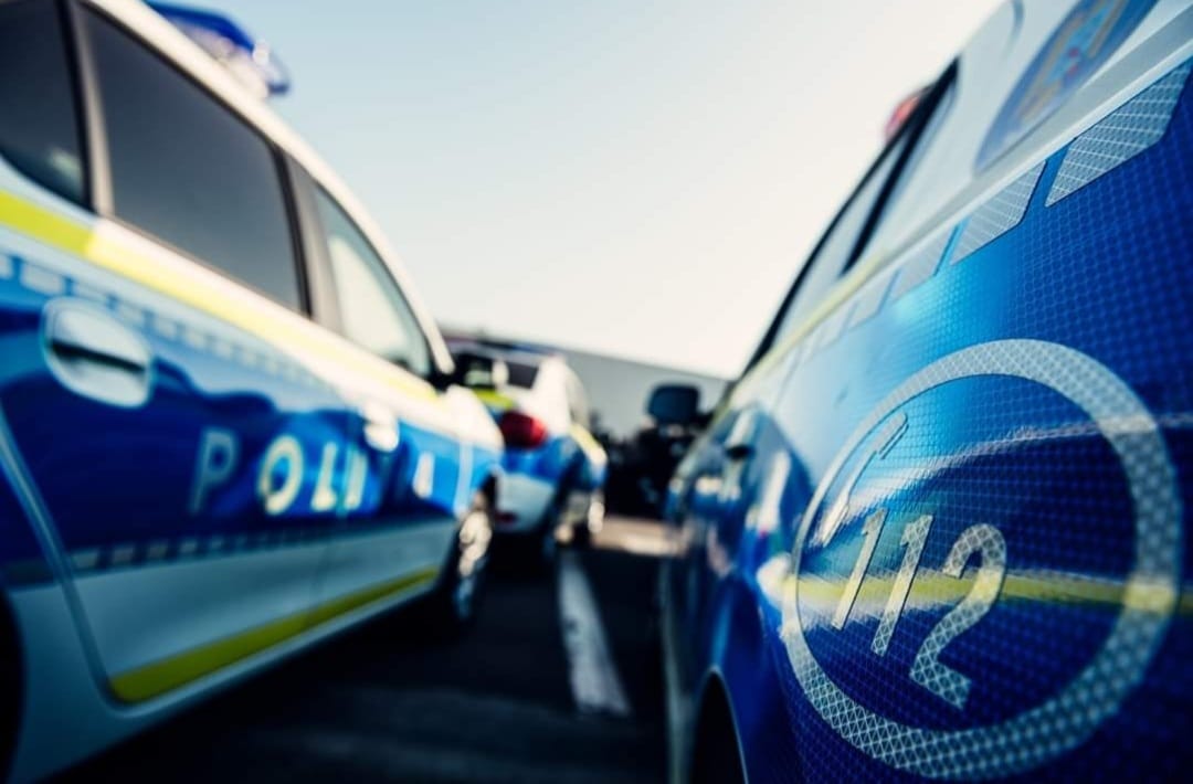 O autocisternă cu aproximativ 30.000 de litri de GPL s-a răsturnat sâmbătă după-amiază pe DN 1D, în zona în care, mai devreme, o altă cisternă încărcată cu același tip de gaz a fost implicată într-un incident similar