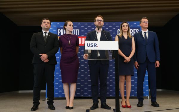 Fritz (USR): Șocul solidarității pentru Bolojan și miniștrii „reformiști”, cu „ceasuri scumpe”