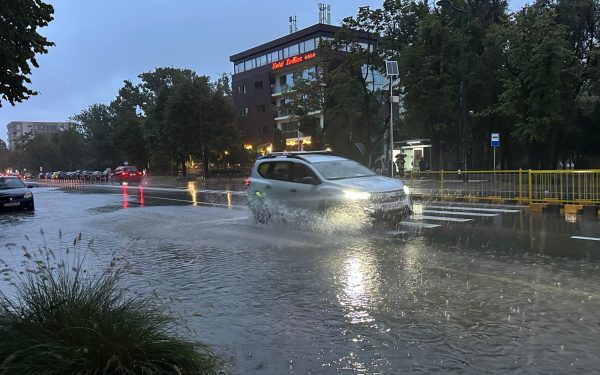 METEO: Vremea se încălzește la mijlocul lui aprilie, dar plouă în România