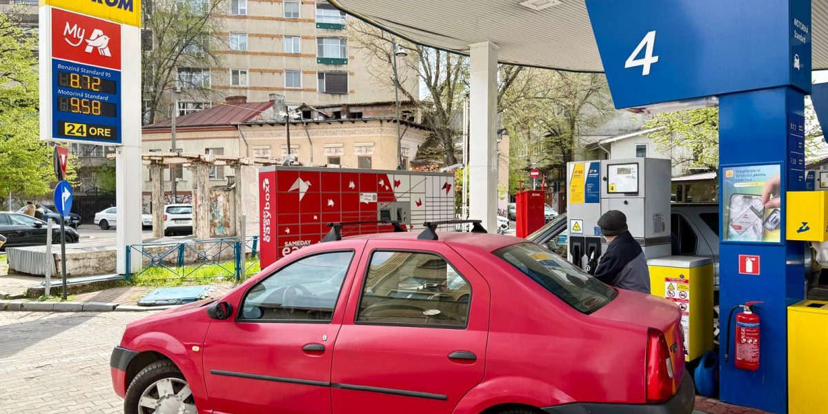 Benzina și motorina, reducere la Petrom: Cât costă acum un litru