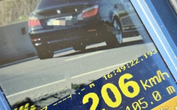 Șofer recordman: 206 km/h pe DN! Poliția: „Șoselele, piste de decolare?”