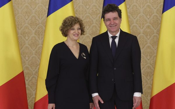 Oana Gheorghiu, despre Nicușor Dan: Ce reproșează societatea. Rămâne în Guvern?