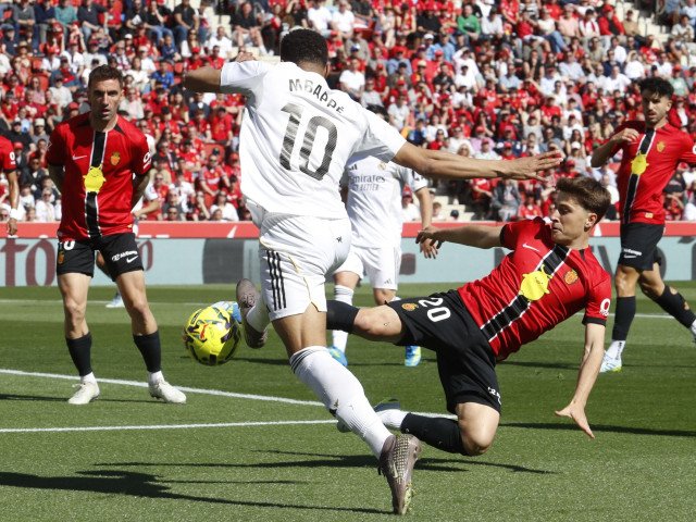 Real Madrid a suferit o înfrângere neașteptată în deplasarea de pe terenul celor de la Mallorca, scor 1-2, într-un meci din etapa cu numărul 26 a La Liga