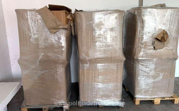 Giurgiu, lovitură la contrabandă: Peste o tonă de tutun ilegal, confiscată