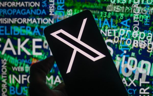 Rețea Falsă pe X, Reactivată cu Mesaje Pro-Orban Înainte de Alegeri