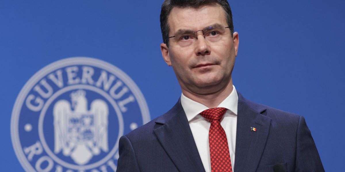 CNAS: Normalitate bugetară la Floreasca, din luna viitoare