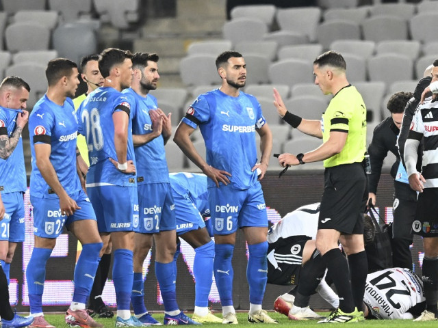 Craiovei i s-a făcut ROȘU: Patru goluri încasate, după o lungă pauză