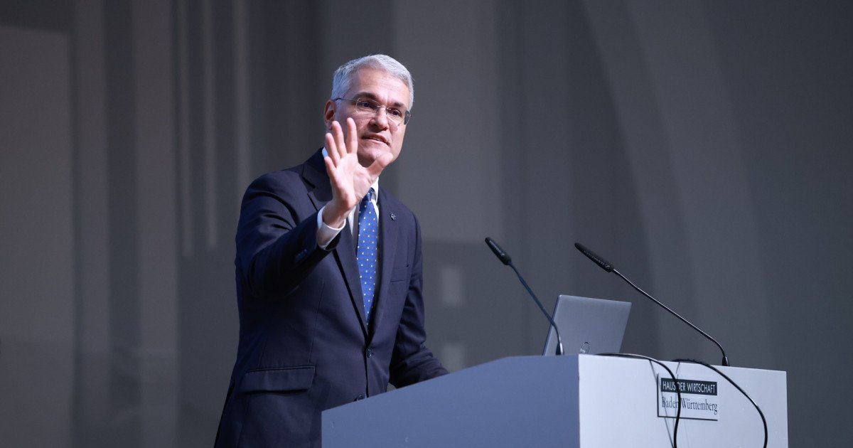 Ministrul Dragoș Pîslaru anunță măsuri pentru accelerarea PNRR Guvernul accelerează implementarea reformelor din Planul Național de Redresare și Reziliență (PNRR)