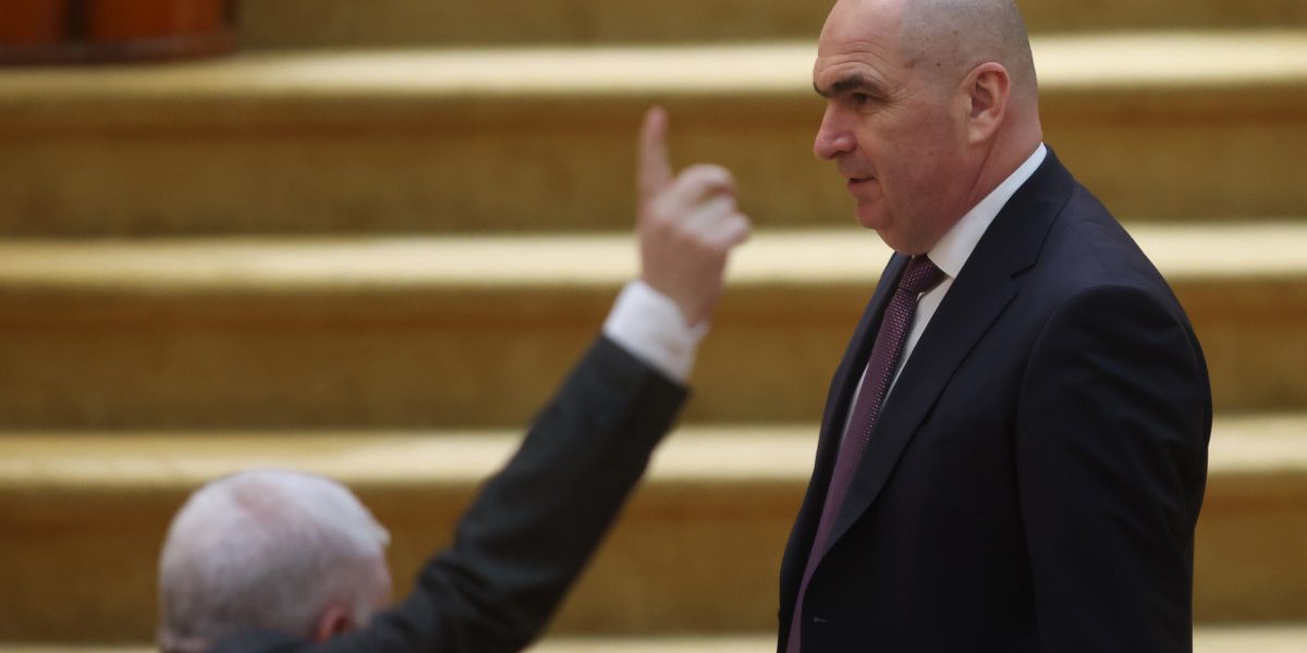 Opoziția promite rǎsturnarea Guvernului, dar se ceartǎ pe moțiune. AUR ezită, PACE strânge semnături