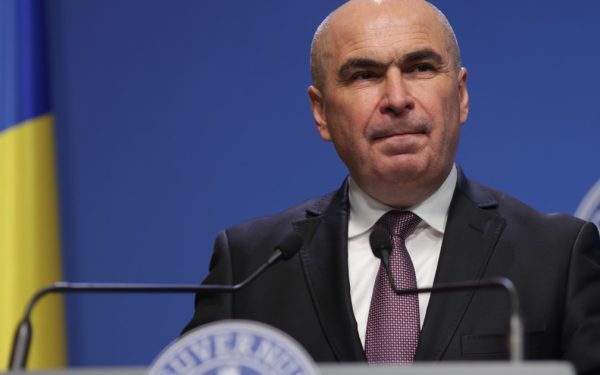 Bolojan, „Ilie sărăcie”? Răspunsul tranșant al consilierului lui Mugur Isărescu