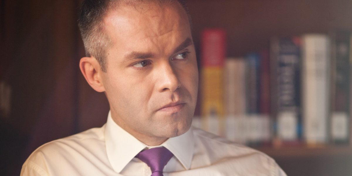 Funeriu, verdict crunt: Manualele din România, „de tricouri” față de cele din Europa