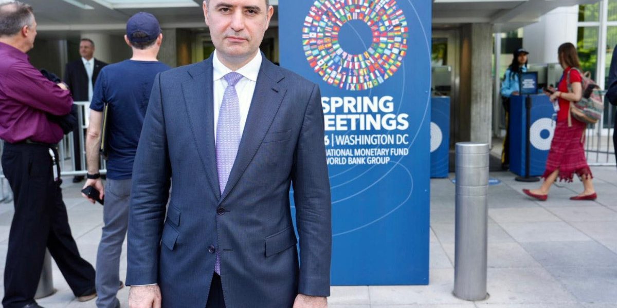 Vizita crucială a ministrului la Washington: Ce negociază România